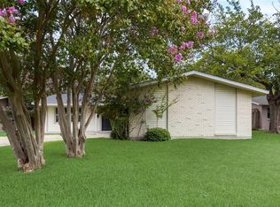 922 Forreston Dr, Richardson, TX 75080
