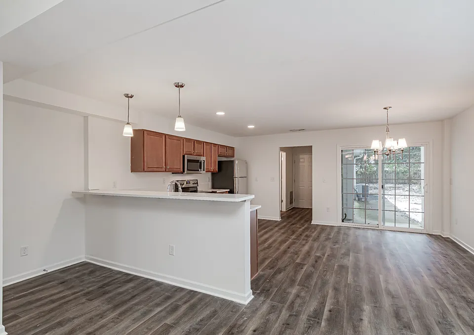 835 Proprietors Rd #8