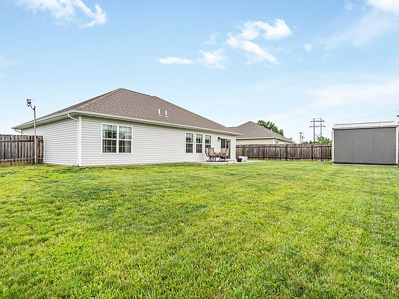 3rd image of 5304 Aspen Ridge Dr
