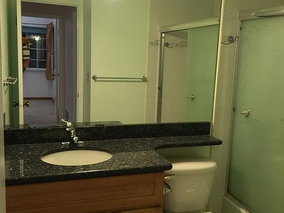 2nd floor common bathroom