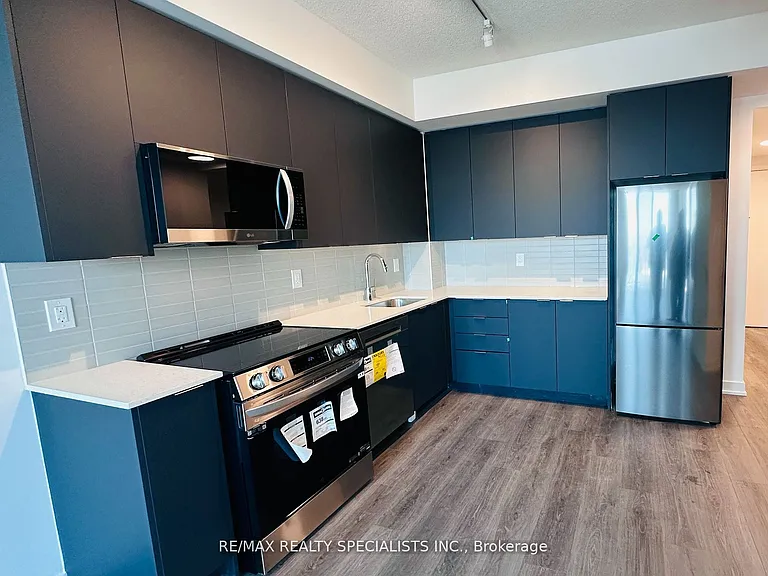 225 Malta Ave #2010 — Photo 7