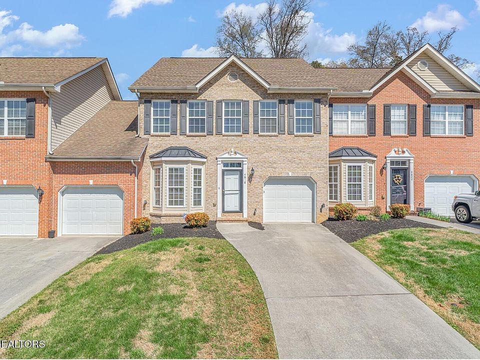 1st image of 4818 Briar Rock Ln