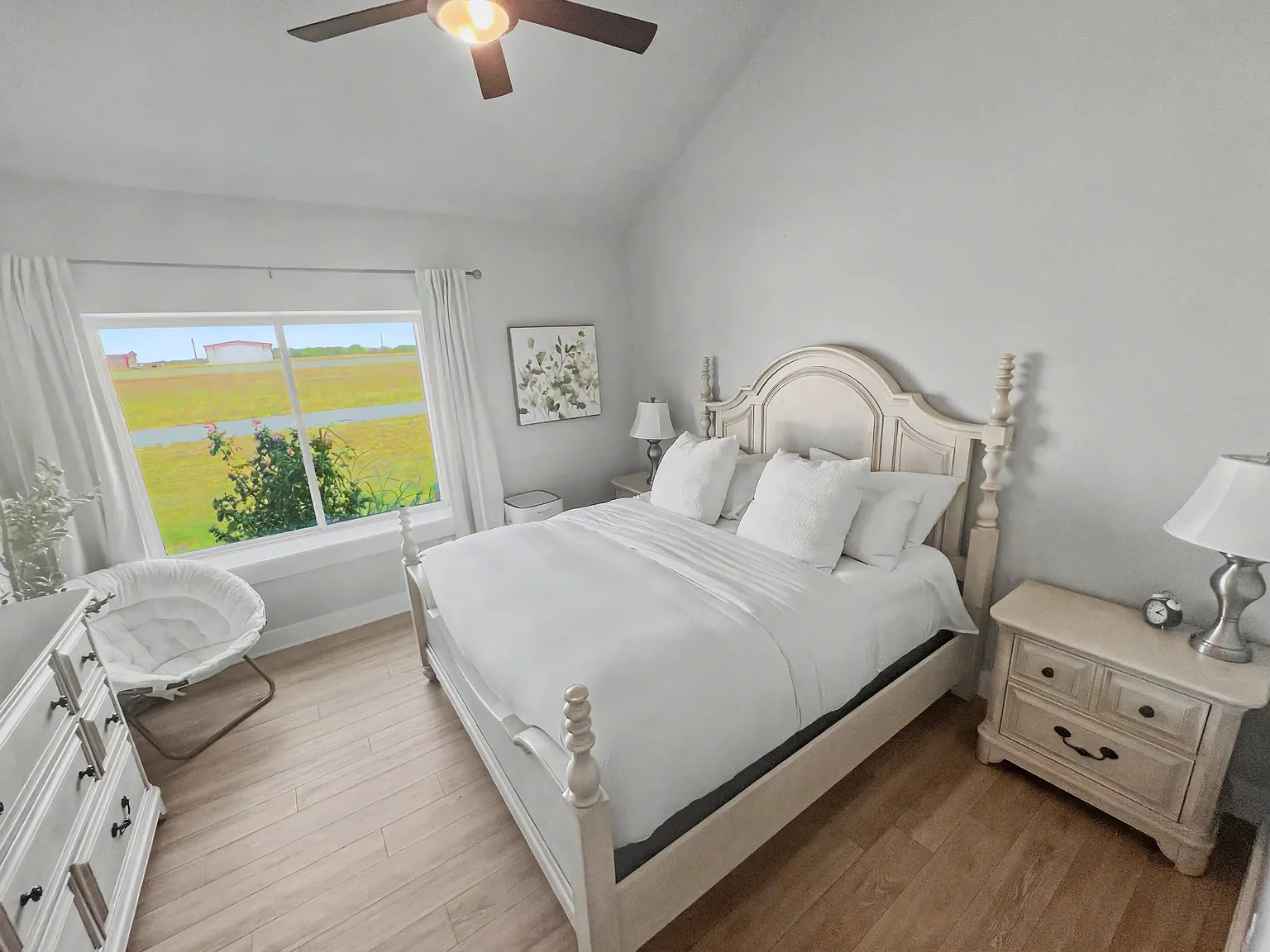 3 bed, 2089 sqft, $2,250 — Photo 1