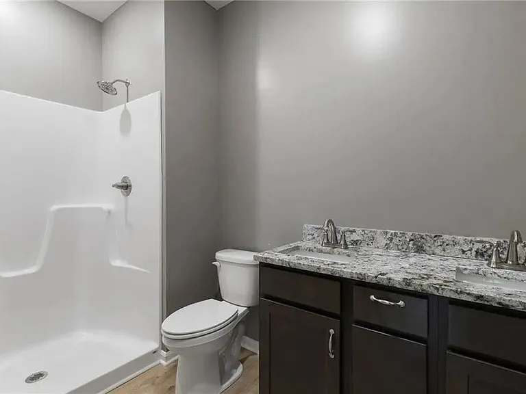 135 Cedar Ct — Photo 20