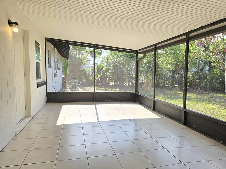 1816 Rendale Dr — Photo 40
