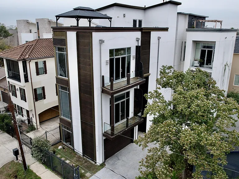 4118 Floyd St #A — Photo 3