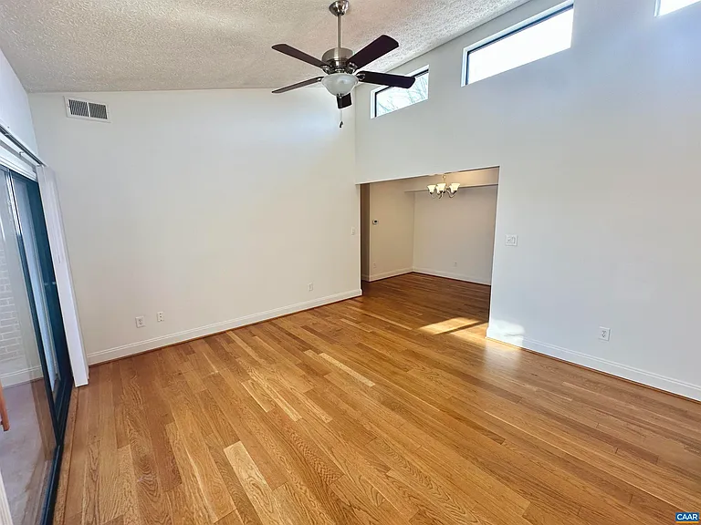 104 Turtle Creek Rd #9 — Photo 6