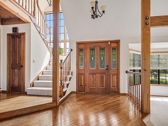4th image of 3541 Golf View Terrace