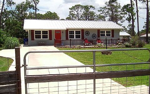 1st image of 111 Persimmon Trl