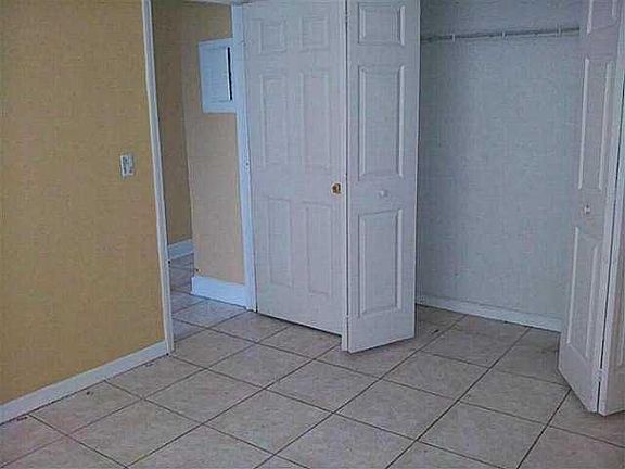 3rd image of 1829 N A St APT 83