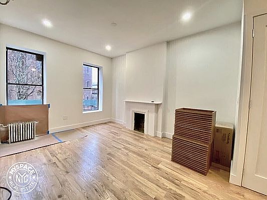 2nd image of 358 Marcus Garvey Blvd Floor 1