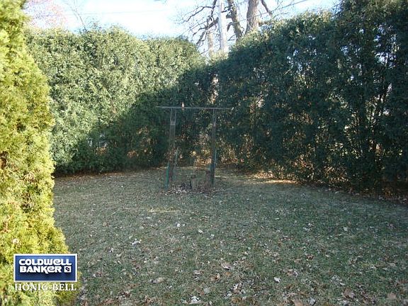 4th image of 37033 N Loretto Ave