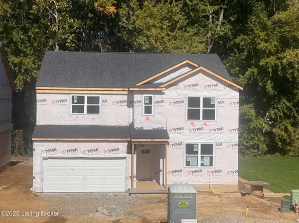 8515 Lysander Dr, Louisville, KY 40214