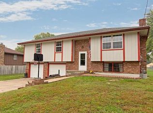 8243 Webster Ave, Kansas City, KS 66109