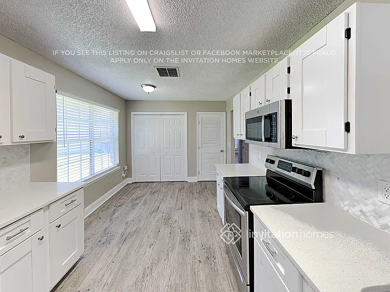 1250 Pirates Cove Ln — Photo 7
