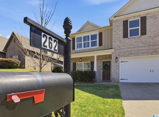 262 Chapel Hill Trl, Fultondale, AL 35068