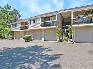 29 The Cres #3103, Clinton, NJ 08809