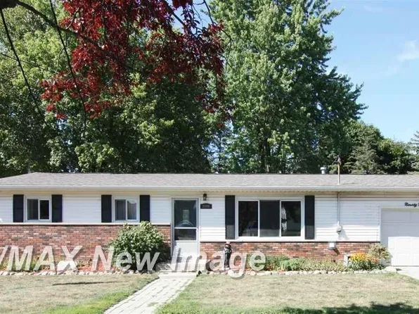 9900 W Freeland Rd, Freeland, MI 48623
