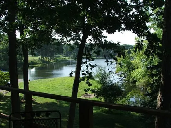 4330 Ormond Dr, New Franklin, OH 44319