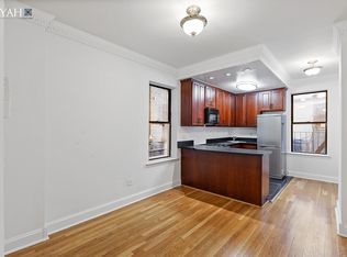 220 W 104th St APT 1R, New York, NY 10025