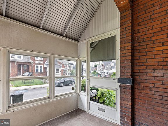 2nd image of 8 Cedar St