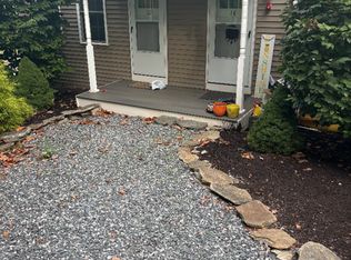 12 Laurel Heights Rd #12, Shelton, CT 06484