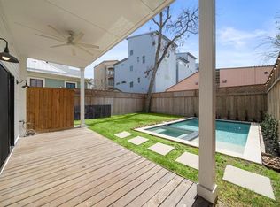 1915 Crockett St, Houston, TX 77007