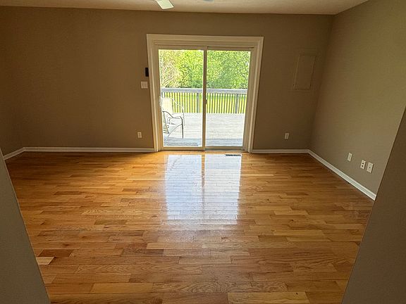 4th image of 507 Kitchens South Rd