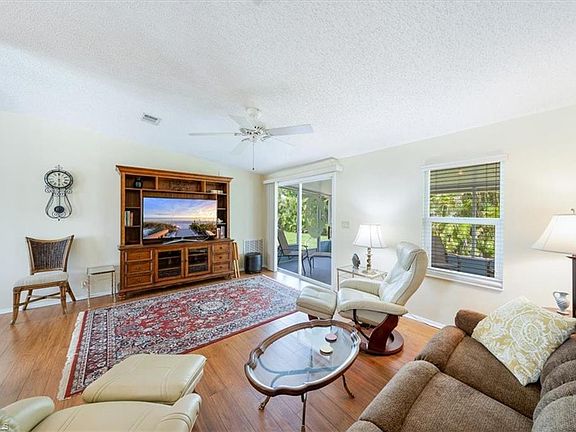 3rd image of 26196 Bonita Fairways CIR