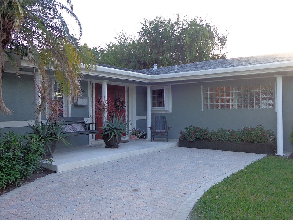1st image of 9444 SW 186th St