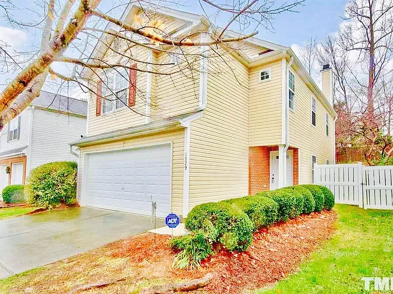 9129 Colony Village Ln — Photo 1