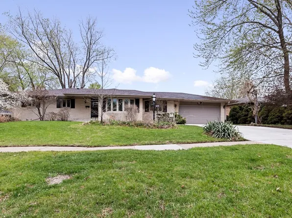 3617 Fleetwood Dr, Rockford, IL 61101