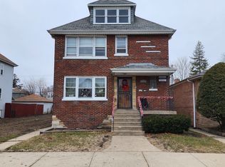 8106 S Coles Ave, Chicago, IL 60617