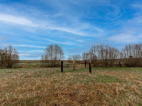 2nd image of 343XX N Spotted Rd