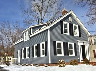 33 W Main St, Merrimac, MA 01860