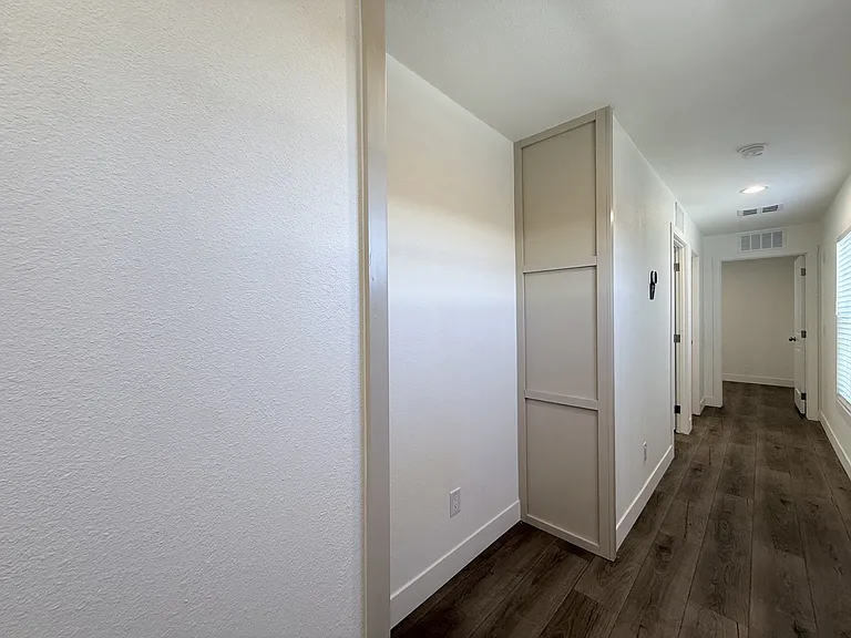 2060 N Center St #410 — Photo 13