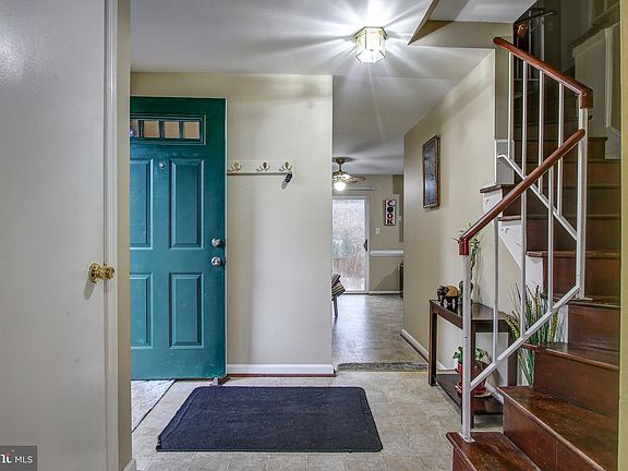 4th image of 14048 Lestric Ln