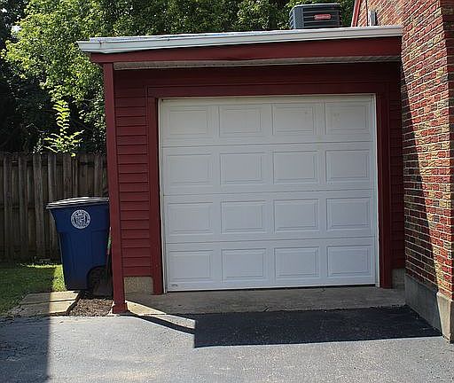 5th image of 1532 Ohmer Ave