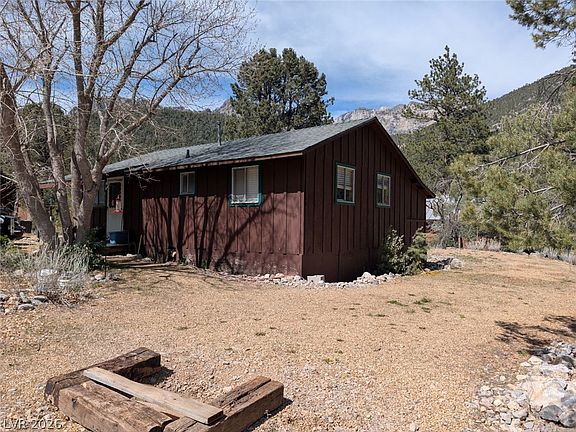 2nd image of 3968 Mont Blanc Way