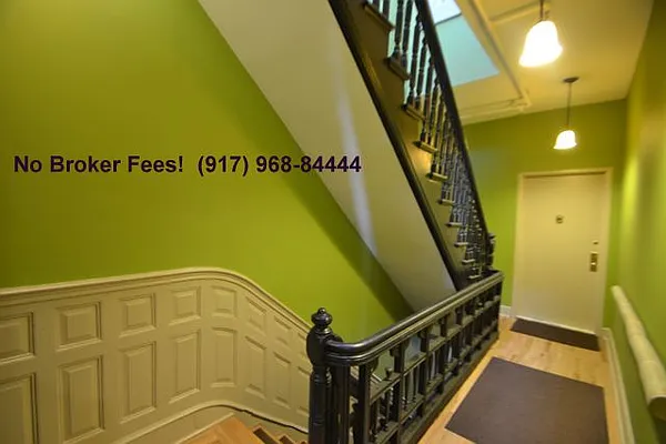 Rented by Hinton Associates | media 39