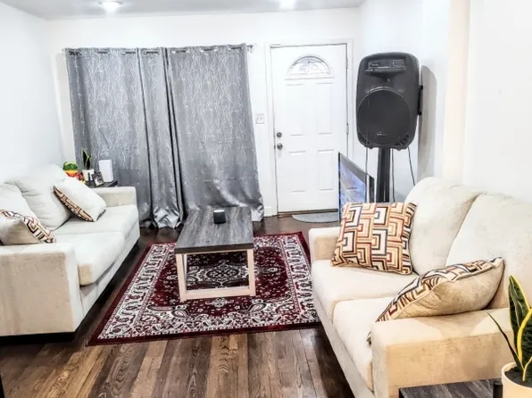 8 Van Nostrand Ave, Jersey City, NJ 07305