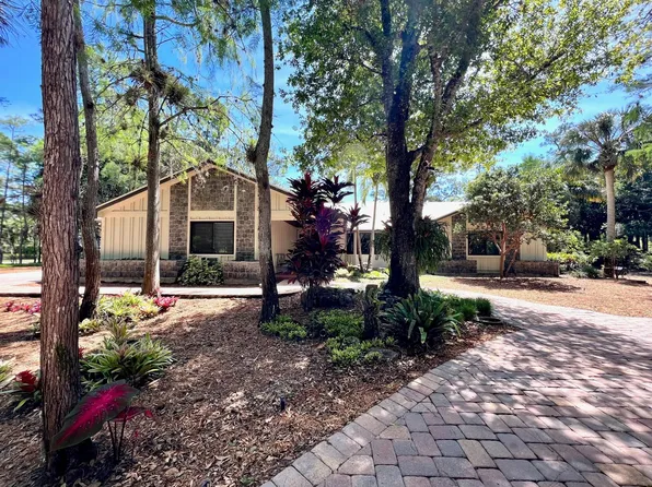 278 Squire Drive, Wellington, FL 33414