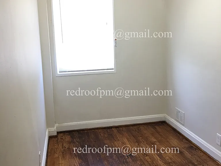 1216 N Augusta Ave — Photo 7