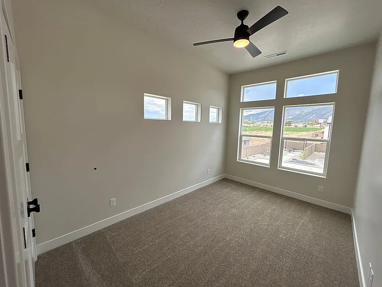 360 W 2100 N #8 — Photo 11