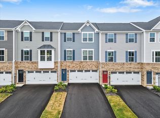 151 Crown St, McKees Rocks, PA 15136
