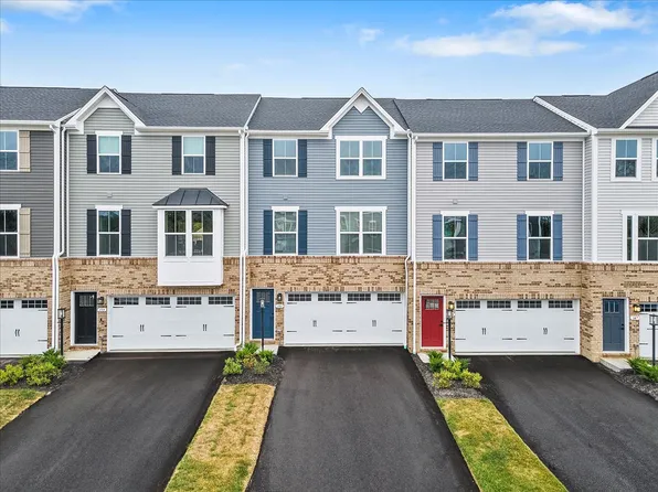 151 Crown St, Mc Kees Rocks, PA 15136