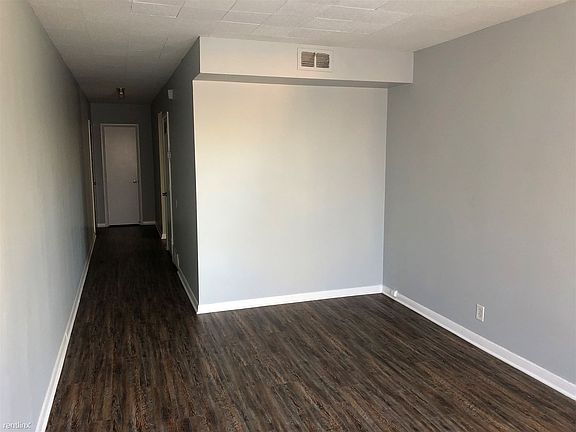 Entry way ~ Living room