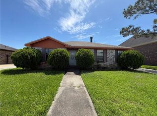 11110 Parkwood Ct S, New Orleans, LA 70128