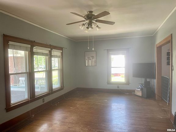 4th image of 113 N Arthur Ave