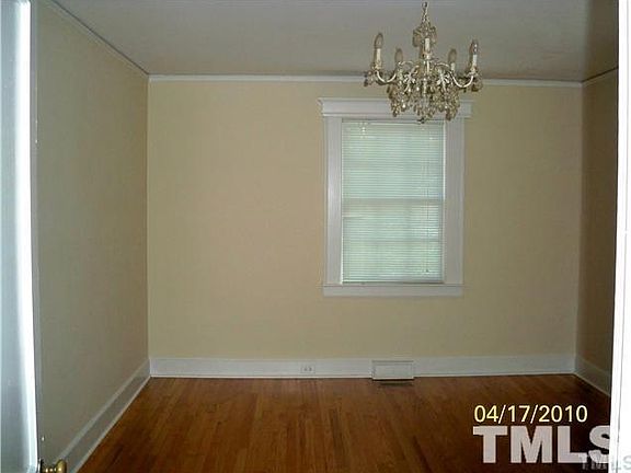 5th image of 3034 University Dr